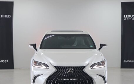Lexus ES VII, 2022 год, 4 250 000 рублей, 2 фотография