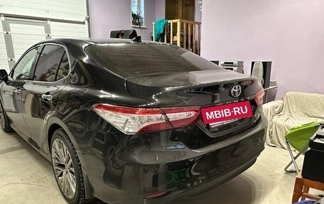 Toyota Camry, 2019 год, 3 000 000 рублей, 4 фотография