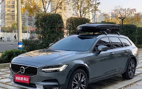 Volvo V90 Cross Country I рестайлинг, 2021 год, 3 510 000 рублей, 1 фотография