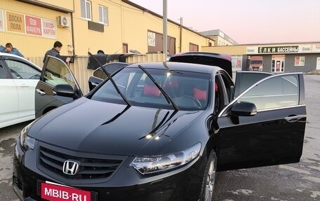 Honda Accord VIII рестайлинг, 2012 год, 1 980 000 рублей, 2 фотография