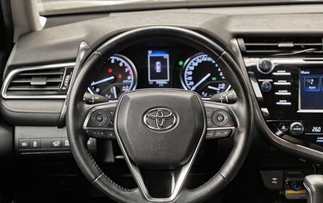 Toyota Camry, 2019 год, 3 200 000 рублей, 16 фотография