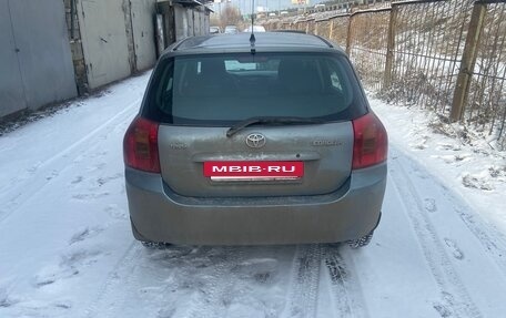 Toyota Corolla, 2004 год, 350 000 рублей, 4 фотография