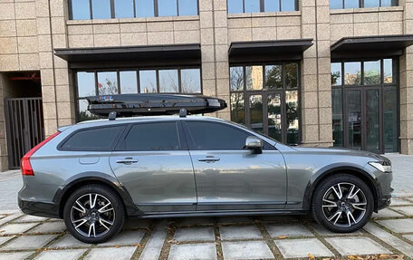 Volvo V90 Cross Country I рестайлинг, 2021 год, 3 510 000 рублей, 18 фотография