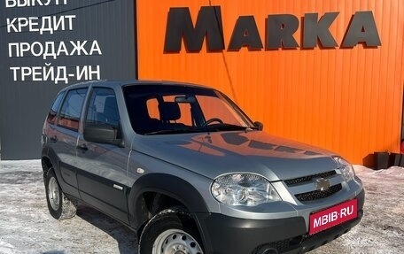 Chevrolet Niva I рестайлинг, 2014 год, 649 000 рублей, 1 фотография