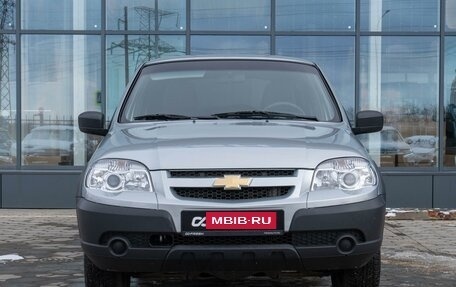 Chevrolet Niva I рестайлинг, 2014 год, 777 000 рублей, 3 фотография