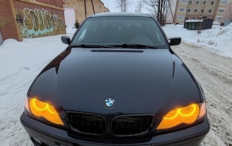 BMW 3 серия, 2002 год, 450 000 рублей, 2 фотография