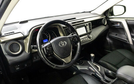 Toyota RAV4, 2015 год, 2 149 777 рублей, 11 фотография