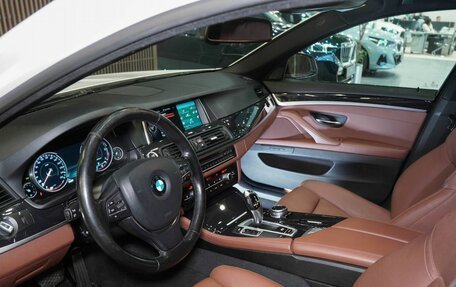 BMW 5 серия, 2016 год, 2 330 000 рублей, 12 фотография