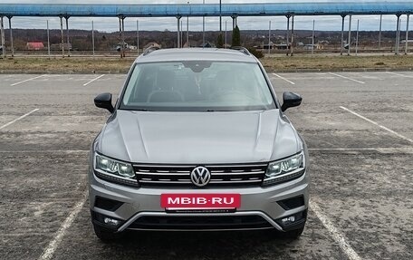 Volkswagen Tiguan II, 2020 год, 2 900 000 рублей, 4 фотография