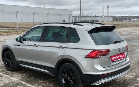 Volkswagen Tiguan II, 2020 год, 2 900 000 рублей, 9 фотография