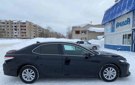 Toyota Camry, 2020 год, 2 800 000 рублей, 8 фотография