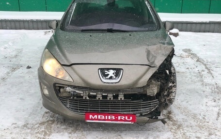 Peugeot 308 II, 2010 год, 250 000 рублей, 2 фотография