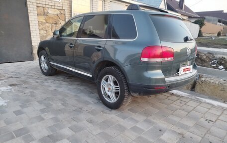 Volkswagen Touareg III, 2004 год, 920 000 рублей, 5 фотография