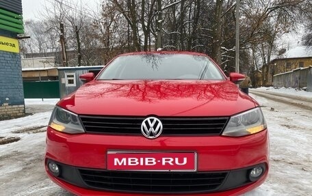 Volkswagen Jetta VI, 2012 год, 1 060 000 рублей, 1 фотография