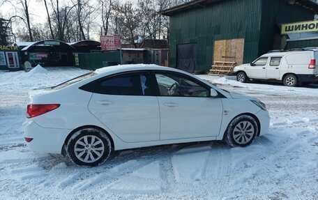 Hyundai Solaris II рестайлинг, 2013 год, 635 000 рублей, 3 фотография