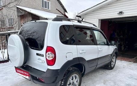 Chevrolet Niva I рестайлинг, 2018 год, 849 000 рублей, 4 фотография