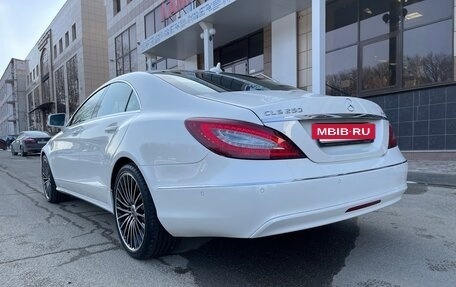 Mercedes-Benz CLS, 2015 год, 2 880 000 рублей, 15 фотография