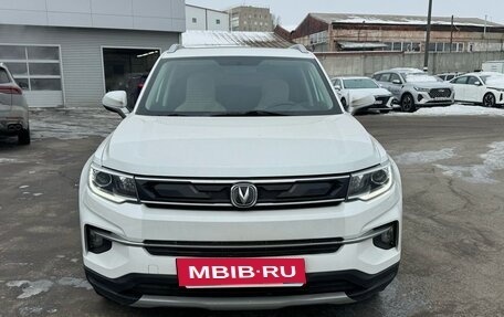 Changan CS35 Plus, 2020 год, 1 645 000 рублей, 2 фотография