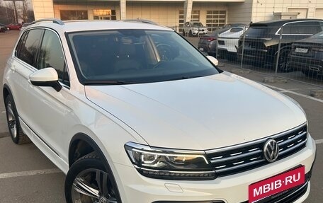 Volkswagen Tiguan II, 2018 год, 3 400 000 рублей, 1 фотография