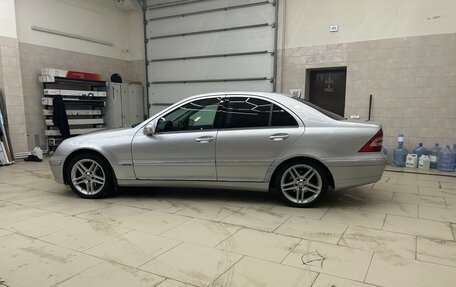 Mercedes-Benz C-Класс, 2004 год, 680 000 рублей, 8 фотография