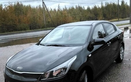 KIA Rio IV, 2017 год, 1 300 000 рублей, 4 фотография