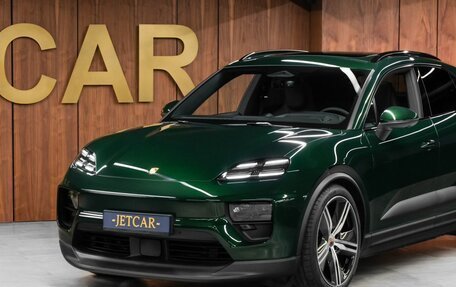 Porsche Macan, 2024 год, 19 295 000 рублей, 2 фотография