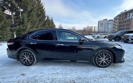 Toyota Camry, 2021 год, 3 700 000 рублей, 3 фотография