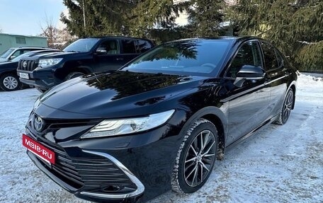 Toyota Camry, 2021 год, 3 700 000 рублей, 8 фотография