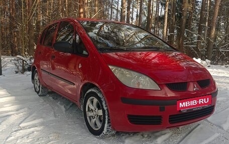 Mitsubishi Colt VI рестайлинг, 2007 год, 530 000 рублей, 4 фотография