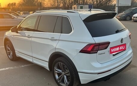 Volkswagen Tiguan II, 2018 год, 3 400 000 рублей, 5 фотография