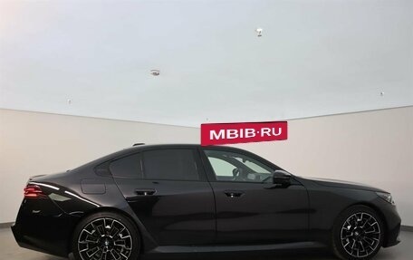 BMW M5, 2025 год, 27 400 000 рублей, 6 фотография