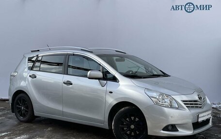 Toyota Verso I, 2012 год, 1 250 000 рублей, 3 фотография