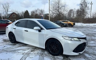 Toyota Camry, 2018 год, 3 200 000 рублей, 1 фотография