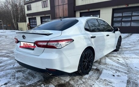 Toyota Camry, 2018 год, 3 200 000 рублей, 6 фотография