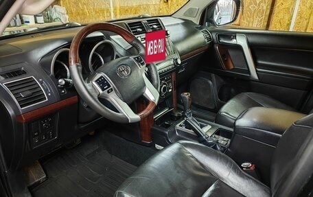 Toyota Land Cruiser Prado 150 рестайлинг 2, 2015 год, 4 500 000 рублей, 12 фотография