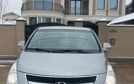 Hyundai Grand Starex Grand Starex I рестайлинг 2, 2015 год, 3 000 000 рублей, 17 фотография