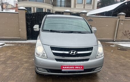 Hyundai Grand Starex Grand Starex I рестайлинг 2, 2015 год, 3 000 000 рублей, 21 фотография