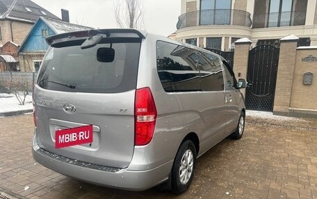 Hyundai Grand Starex Grand Starex I рестайлинг 2, 2015 год, 3 000 000 рублей, 30 фотография