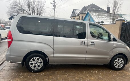 Hyundai Grand Starex Grand Starex I рестайлинг 2, 2015 год, 3 000 000 рублей, 33 фотография