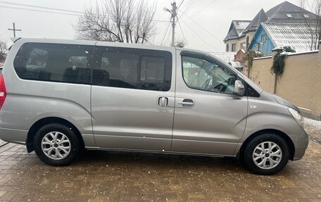 Hyundai Grand Starex Grand Starex I рестайлинг 2, 2015 год, 3 000 000 рублей, 34 фотография