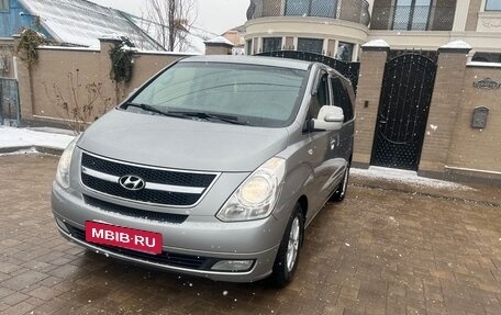 Hyundai Grand Starex Grand Starex I рестайлинг 2, 2015 год, 3 000 000 рублей, 23 фотография