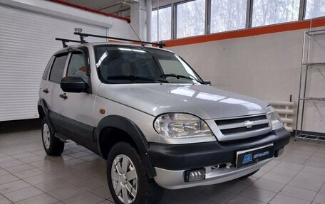 Chevrolet Niva I рестайлинг, 2005 год, 250 000 рублей, 3 фотография