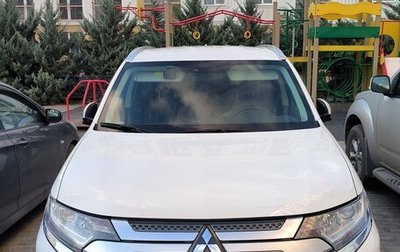 Mitsubishi Outlander III рестайлинг 3, 2019 год, 1 850 000 рублей, 1 фотография