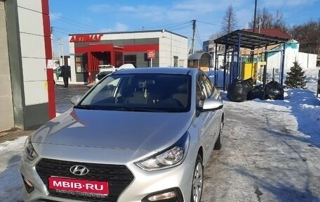 Hyundai Solaris II рестайлинг, 2018 год, 1 290 000 рублей, 1 фотография