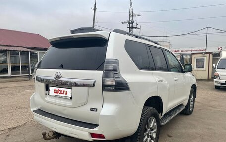 Toyota Land Cruiser Prado 150 рестайлинг 2, 2017 год, 3 850 000 рублей, 4 фотография