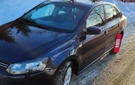 Volkswagen Polo VI (EU Market), 2013 год, 750 000 рублей, 3 фотография