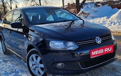 Volkswagen Polo VI (EU Market), 2013 год, 750 000 рублей, 1 фотография