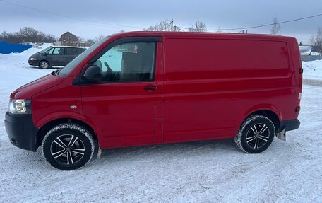 Volkswagen Transporter T5 рестайлинг, 2014 год, 1 750 000 рублей, 2 фотография