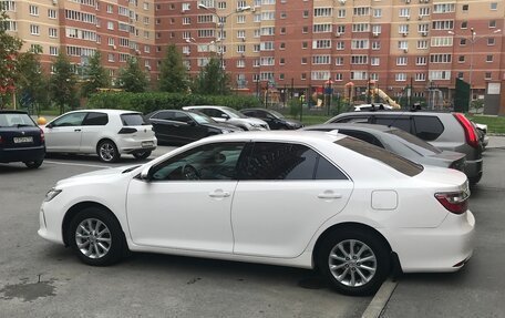 Toyota Camry, 2018 год, 2 700 000 рублей, 2 фотография