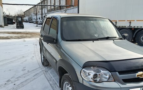 Chevrolet Niva I рестайлинг, 2016 год, 770 000 рублей, 5 фотография